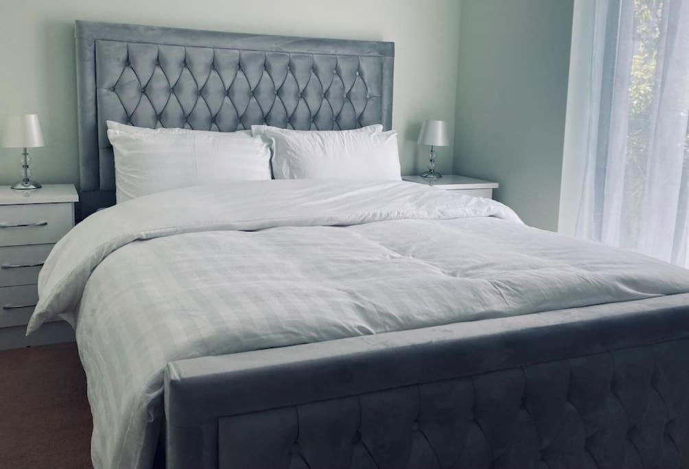 Ormeau Road Stylish Double Bedroom Luxury Apartment Belfast Eksteriør billede